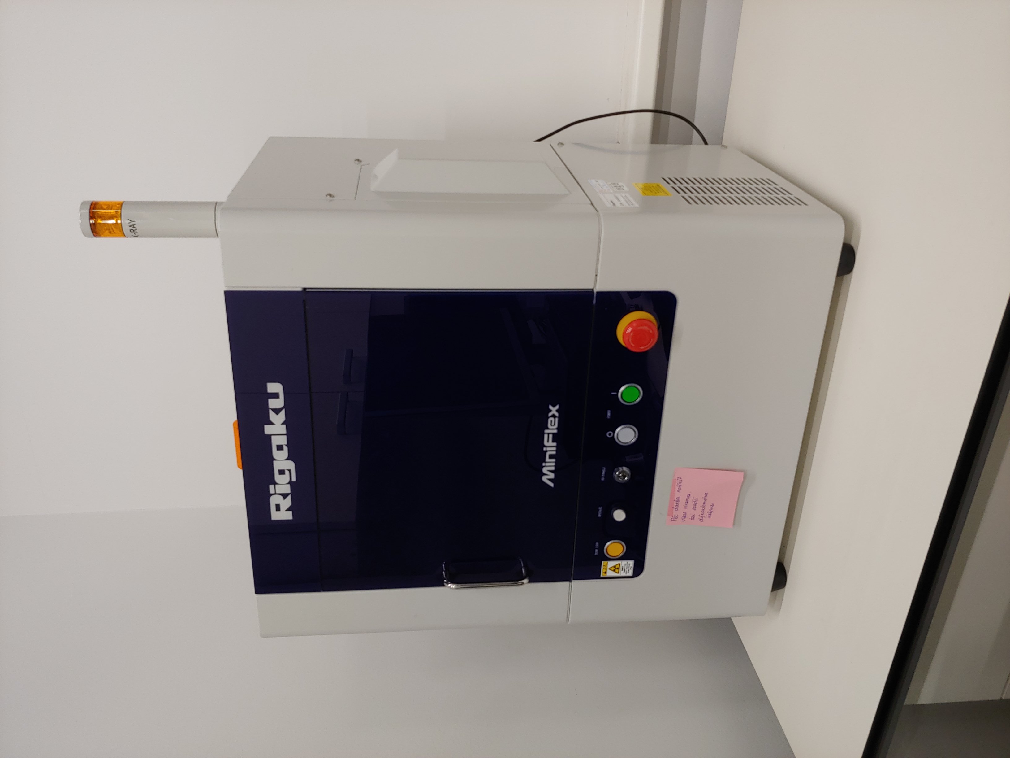 Picture of  RIGAKU X-Ray diffractometer