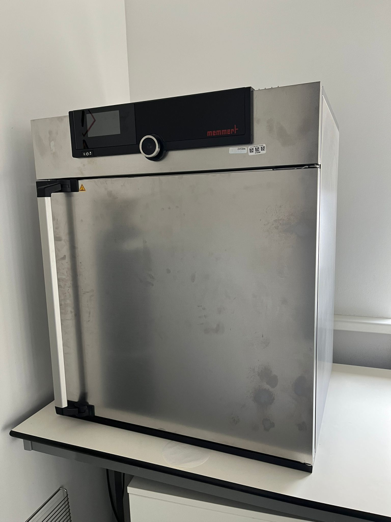Picture of Universal Oven 300 °C room 518
